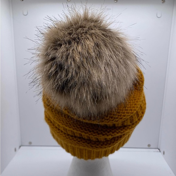 David and Young Pom Pom Beanie OS - Picture 3 of 6